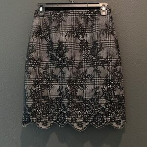 Zara houndstooth lace black and white classic mini skirt size XS scalloped edge